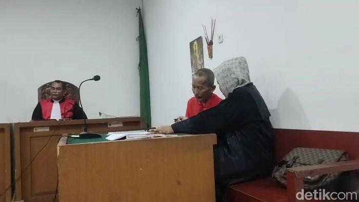 Yunas terdakwa pembunuhan Lansia Khristina di Palembang jalani sidang dakwaan