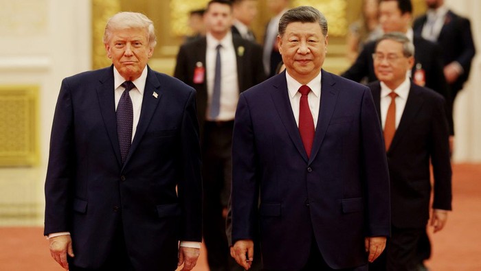 BEIJING, CHINA - MAY 14: U.S. President Donald Trump arrives for a state banquet hosted by Chinese President Xi Jinping at the Great Hall of the People on May 14, 2026 in Beijing, China. Both President Trump and President Xi addressed ways to enhance