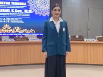 Ashanty Gaet Gelar Doktor Unair, Teliti Nasib Musisi Senior di Era Digital