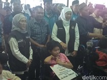 Bansos Rp 10,4 Miliar Diserahkan Gubernur Khofifah di Tulungagung