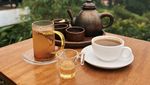 Healing Tipis-tipis! Ini 10 Kafe View Pegunungan Terbaik di Puncak