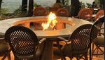 Healing Tipis-tipis! Ini 10 Kafe View Pegunungan Terbaik di Puncak