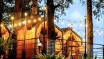 Healing Tipis-tipis! Ini 10 Kafe View Pegunungan Terbaik di Puncak