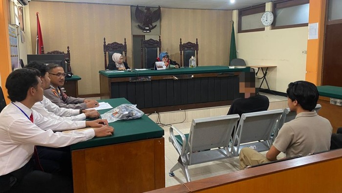 Jukir nakal getok Rp 25 ribu di Kayutangan Heritage Malang jalani sidang Tipiring
