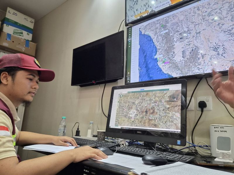 Ruang kendali transportasi mengawasi pergerakan bus jemaah haji 2026 Ruang kendali transportasi mengawasi pergerakan bus jemaah haji 2026