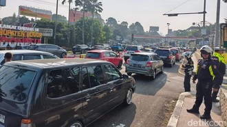 22 Ribu Kendaraan Turun dari Puncak, Titik Macet Masih di 3 Lokasi Ini