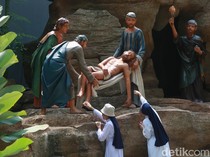 Taman Doa di Jakbar Diserbu Umat Kristiani Saat Kenaikan Yesus Kristus