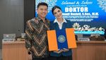 Ashanty Resmi Raih Gelar Doktor, Predikat Sangat Memuaskan