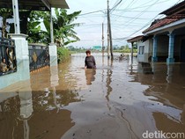 Sungai Meluap, 300 Rumah di Kutorenon Lumajang Terendam Banjir 1,5 M