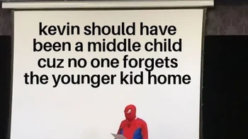 Revisi untuk film Home Alone. Coba Kevinnya dibikin sebagai anak tengah, jadi lebih masuk akal gitu. Foto: theChive