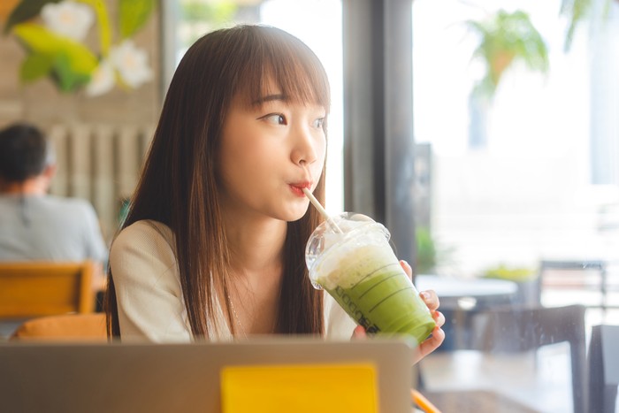 Ciri Kepribadian Orang Berdasarkan Minuman Favorit, Tim Kopi atau Matcha?