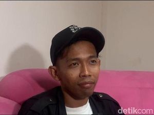 Dede Sunandar Pingsan di Ring, Vicky Prasetyo Panik hingga Telepon Anak-anaknya