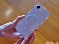 Unboxing iPhone 17e Soft Pink, Warnanya Menggoda Harga Rp 13 Jutaan