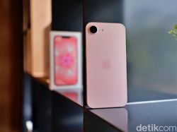 Unboxing iPhone 17e Soft Pink, Warnanya Menggoda Harga Rp 13 Jutaan