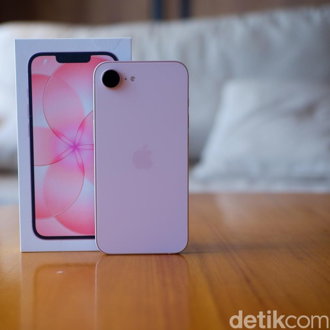 Unboxing iPhone 17e Soft Pink, Warnanya Bikin Kepincut Harga Rp 13 Jutaan