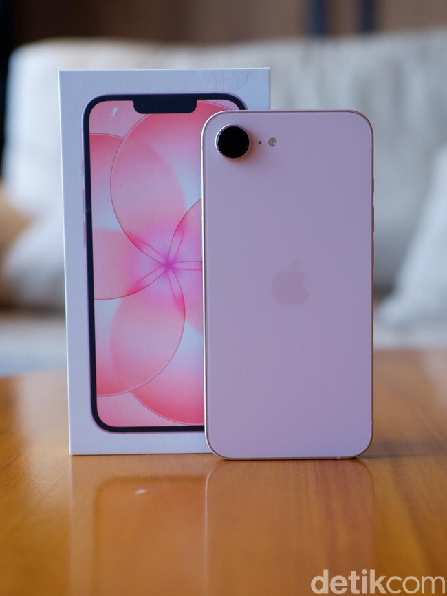 Unboxing iPhone 17e Soft Pink, Warnanya Bikin Kepincut Harga Rp 13 Jutaan