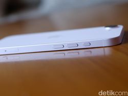 Unboxing iPhone 17e Soft Pink, Warnanya Menggoda Harga Rp 13 Jutaan