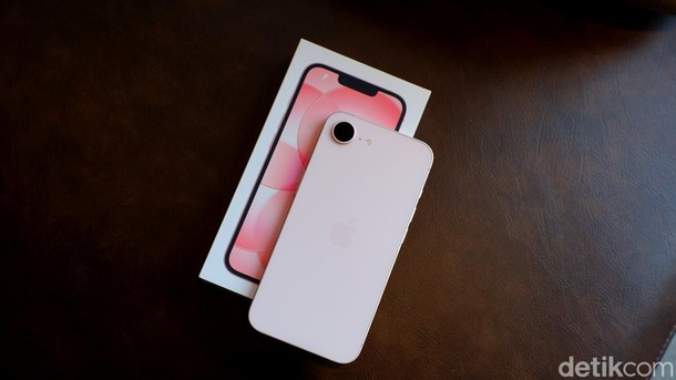Apple Uji Chip Memori China untuk iPhone dan MacBook