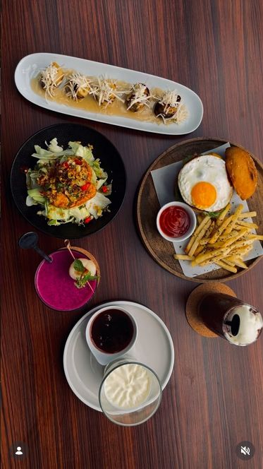 Kafe Hits di Sentul Buat Weekend Santai