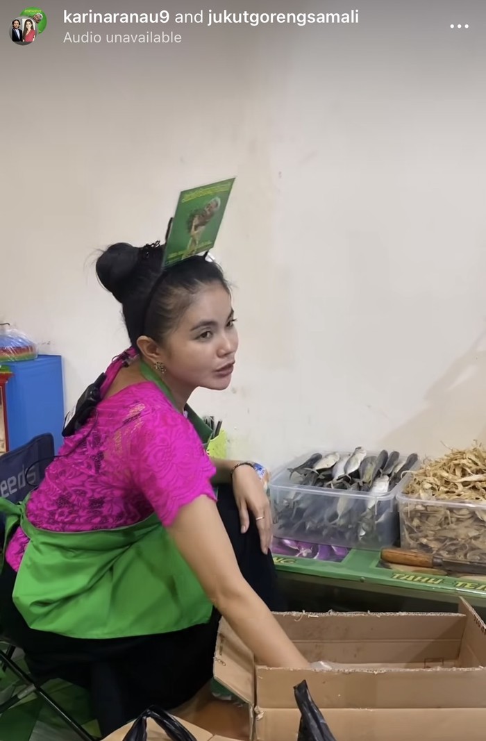 Karina Ranau Jago Masak, Laris Jualan Jukut Goreng dan Gabin di Warungnya