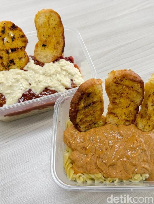 Lezatnya Pasta Saus Korean Spicy Racikan Mba Pasta SCBD yang Viral