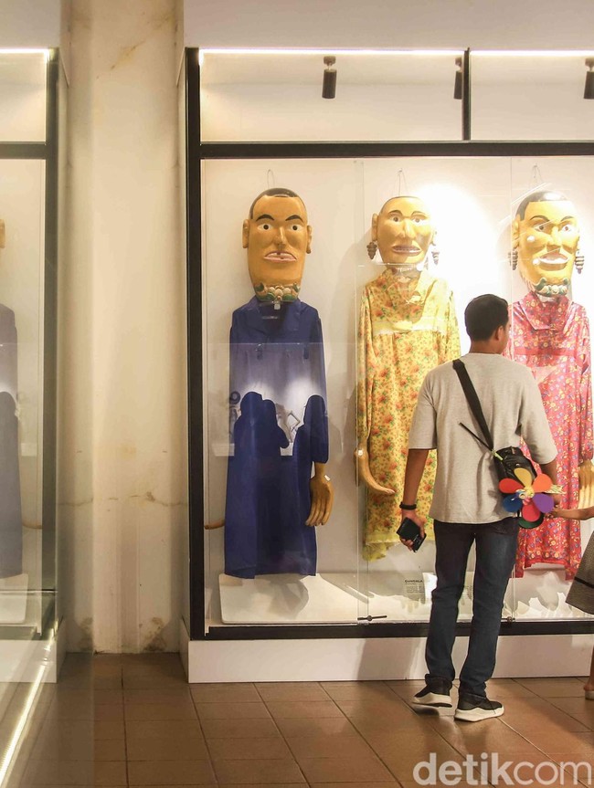 Wisata Budaya Naik Daun, Museum Wayang Ramai Diserbu Pengunjung