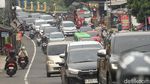 Puluhan Ribu Kendaraan Padati Jalur Puncak Saat Hari Kedua Libur Panjang