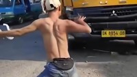 Viral Sopir Tronton Kesurupan Usai Kecelakaan di Karawang, Begini Faktanya