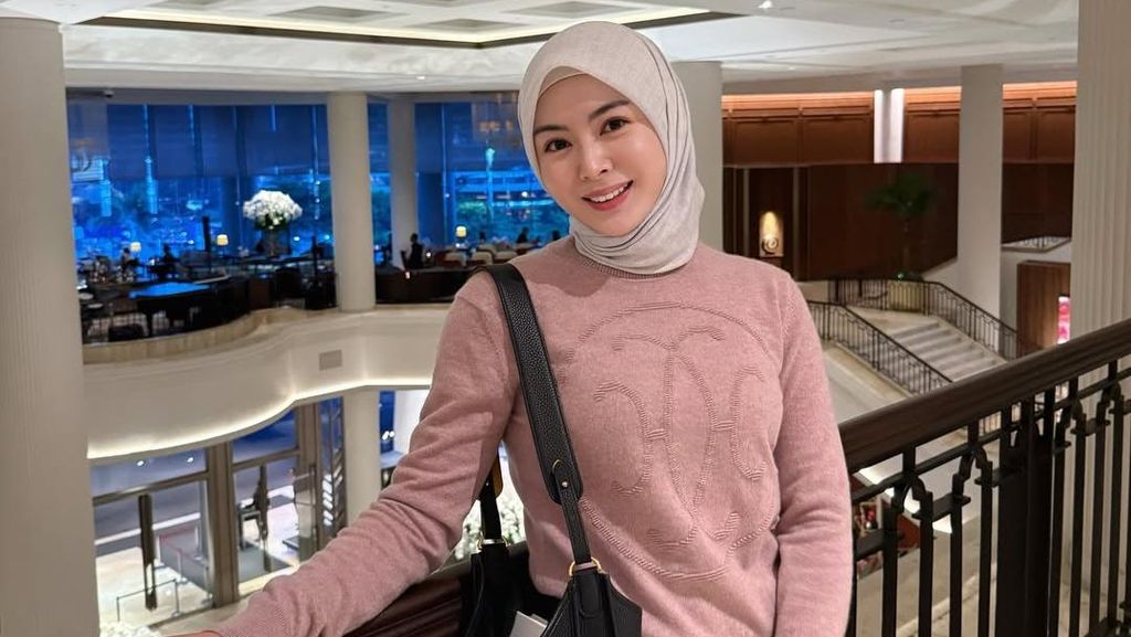 Ayana Moon Rasakan Banyak Nikmat 14 Tahun Peluk Islam