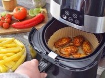 Ini Cara Bersihkan Air Fryer yang Benar, Yuk Dicoba!