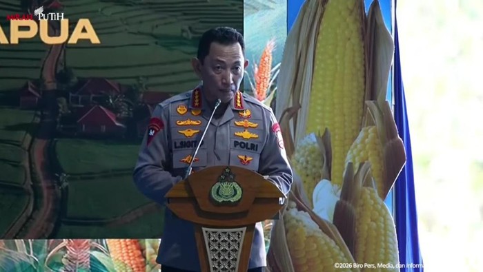 Kapolri Jenderal Listyo Prabowo Sigit di Tuban (tangkapan layar YouTube Setpres)