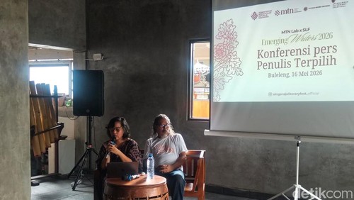 Panitia saat menggelar konferensi pers di Komunitas Mahima, Sabtu (16/5/2026).