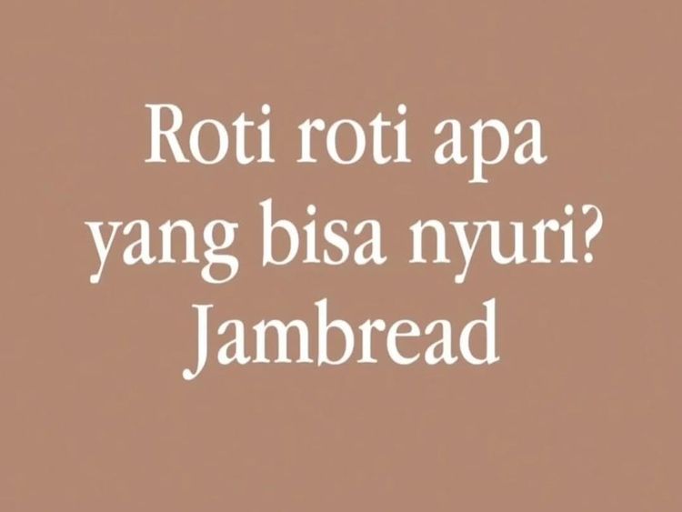 Status WA Bapak-bapak Ini Absurdnya Kelewatan, Bikin Ngakak!