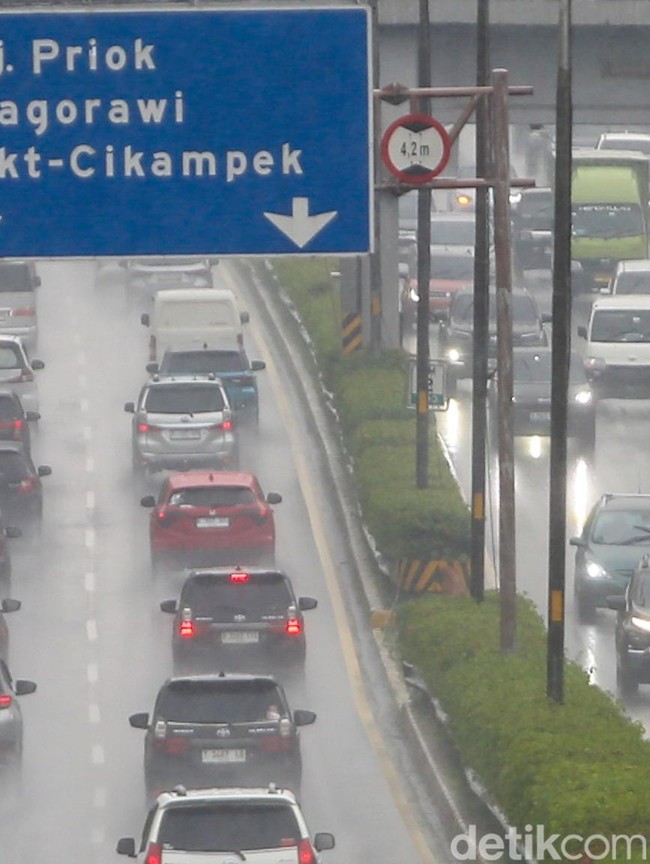 Libur Panjang, 334 Ribu Kendaraan Tinggalkan Jabotabek