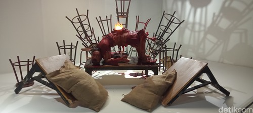 Pameran Macabre Art film Ghost in the Cell.