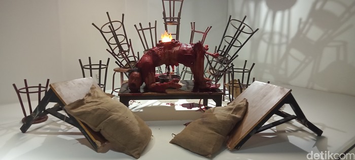 Pameran Macabre Art film Ghost in the Cell.