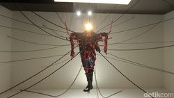 Bukan Azab! Joko Anwar Pamer Macabre Art dari Ghost in the Cell