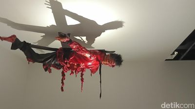 Bukan Azab! Joko Anwar Pamer Macabre Art dari Ghost in the Cell
