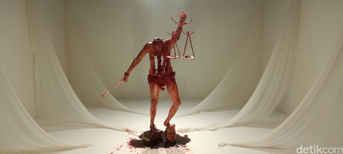 Pameran Macabre Art film Ghost in the Cell.