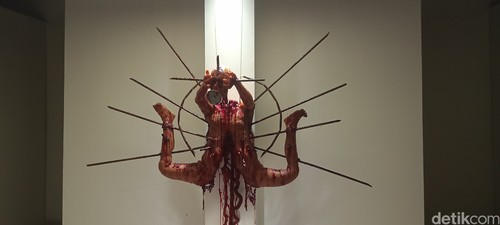 Pameran Macabre Art film Ghost in the Cell.