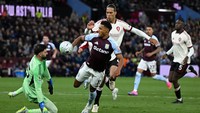 Liverpool Dibantai Aston Villa 4-2, Netizen Ketar-ketir UCL