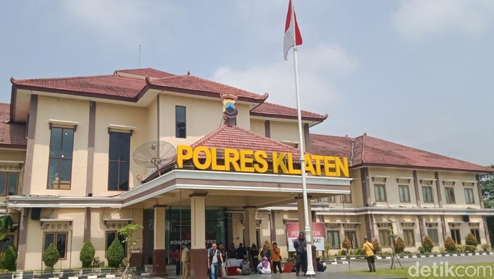 Gedung Polres Klaten di Jalan Diponegoro, Sabtu (16/5/2026).