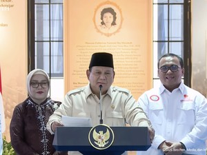 Canda Prabowo ke Jumhur: Bolak-balik Masuk Penjara Sekarang Jadi Menteri