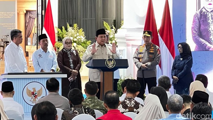 Presiden Prabowo saat peresmian Museum Marsinah di Nganjuk
