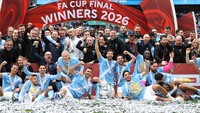 Man City Rengkuh Dobel Trofi Domestik