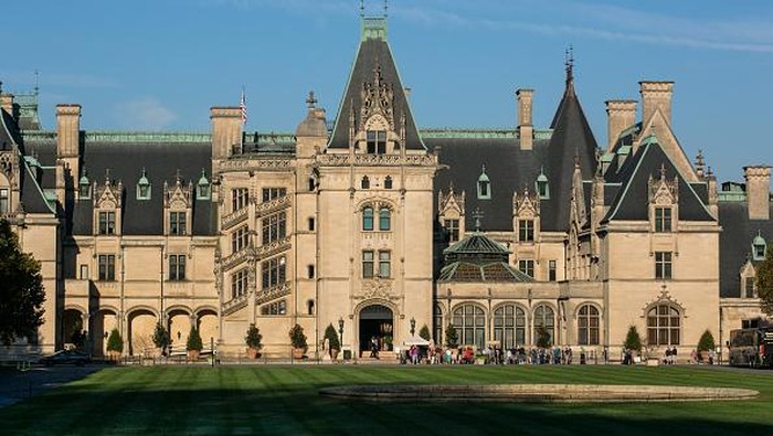 ASHEVILLE, NC - OCTOBER 20: The Biltmore Estate, the largest privately owned home in America, built by George Vanderbilt between 1889 and 1895, is one of areas major tourist draws as viewed on October 20, 2016 in Asheville, North Carolina. Named one