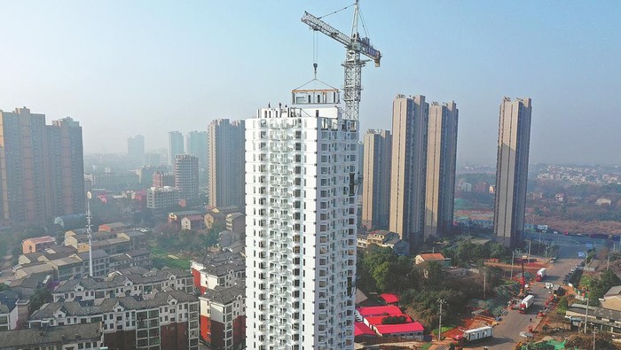 Pembangunan apartemen modular yang makan waktu cuma 5 hari saja.