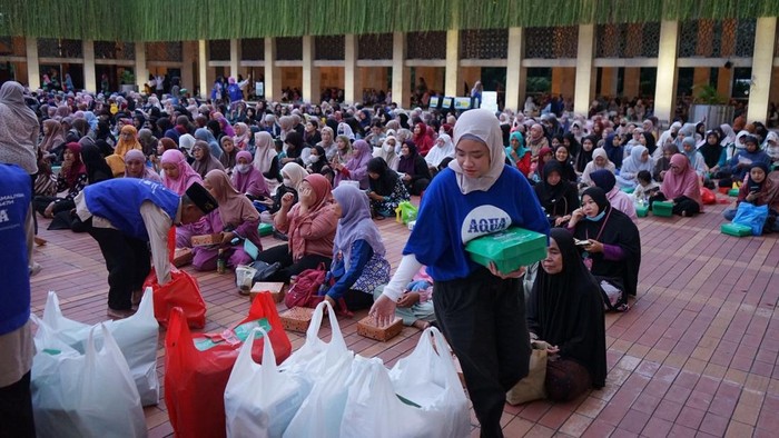 AQUA Raih Penghargaan dari Masjid Istiqlal