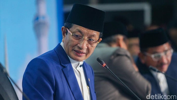Sidang isbat penetapan 1 Zulhijah 1447 Hijriah digelar di Auditorium HM Rasjidi, kantor Kementerian Agama, Jalan MH Thamrin, Jakarta Pusat, Minggu (17/5/2026). Menteri Agama (Menag) RI Nasaruddin Umar memimpin langsung sidang isbat tersebut.