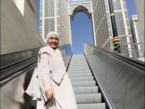Sempat Drop Jelang Puncak Haji, Intan Nuraini Alami Keajaiban H-1 Wukuf di Arafah